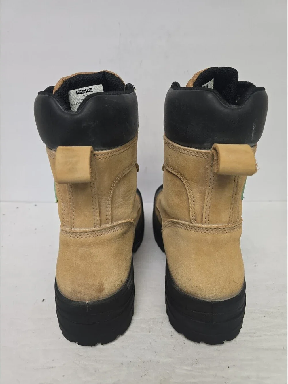 AGGRESSOR Men's 8